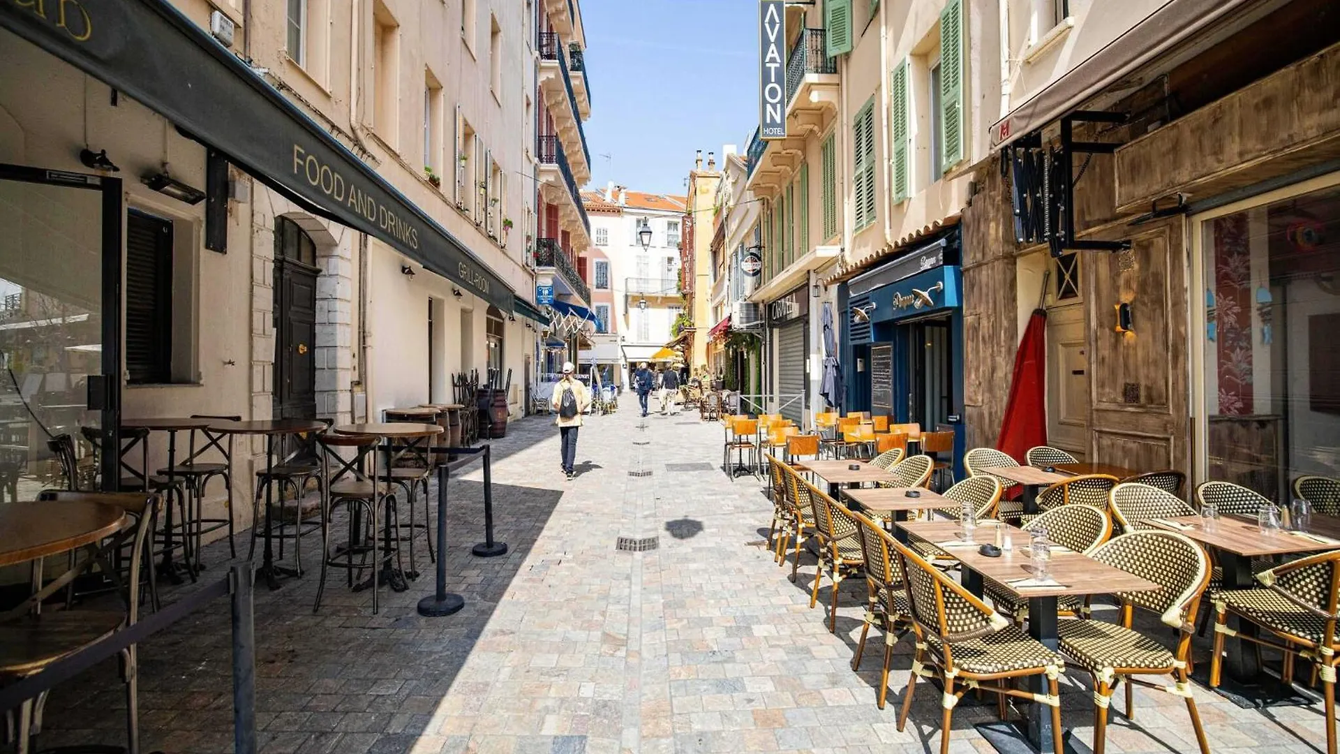 Hotel Avaton Cannes 0*,  France