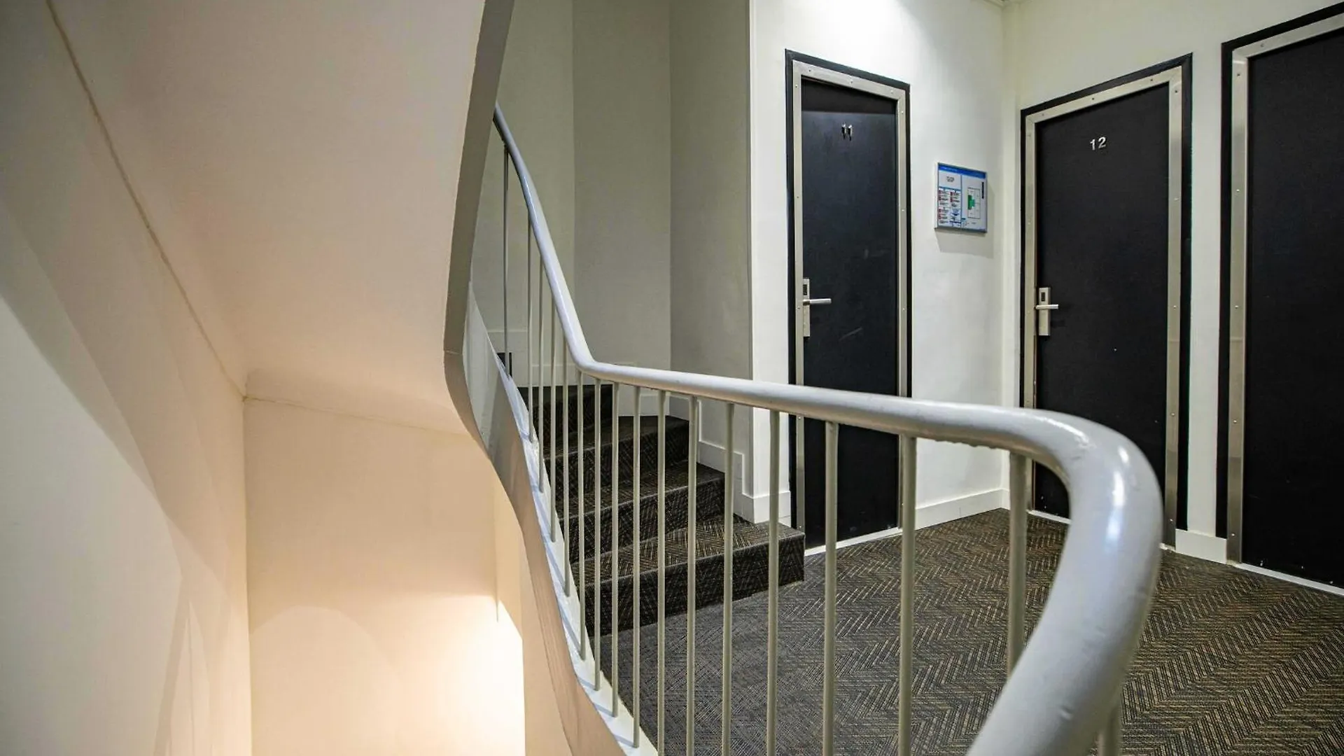 Apartment Hotel Avaton Cannes France